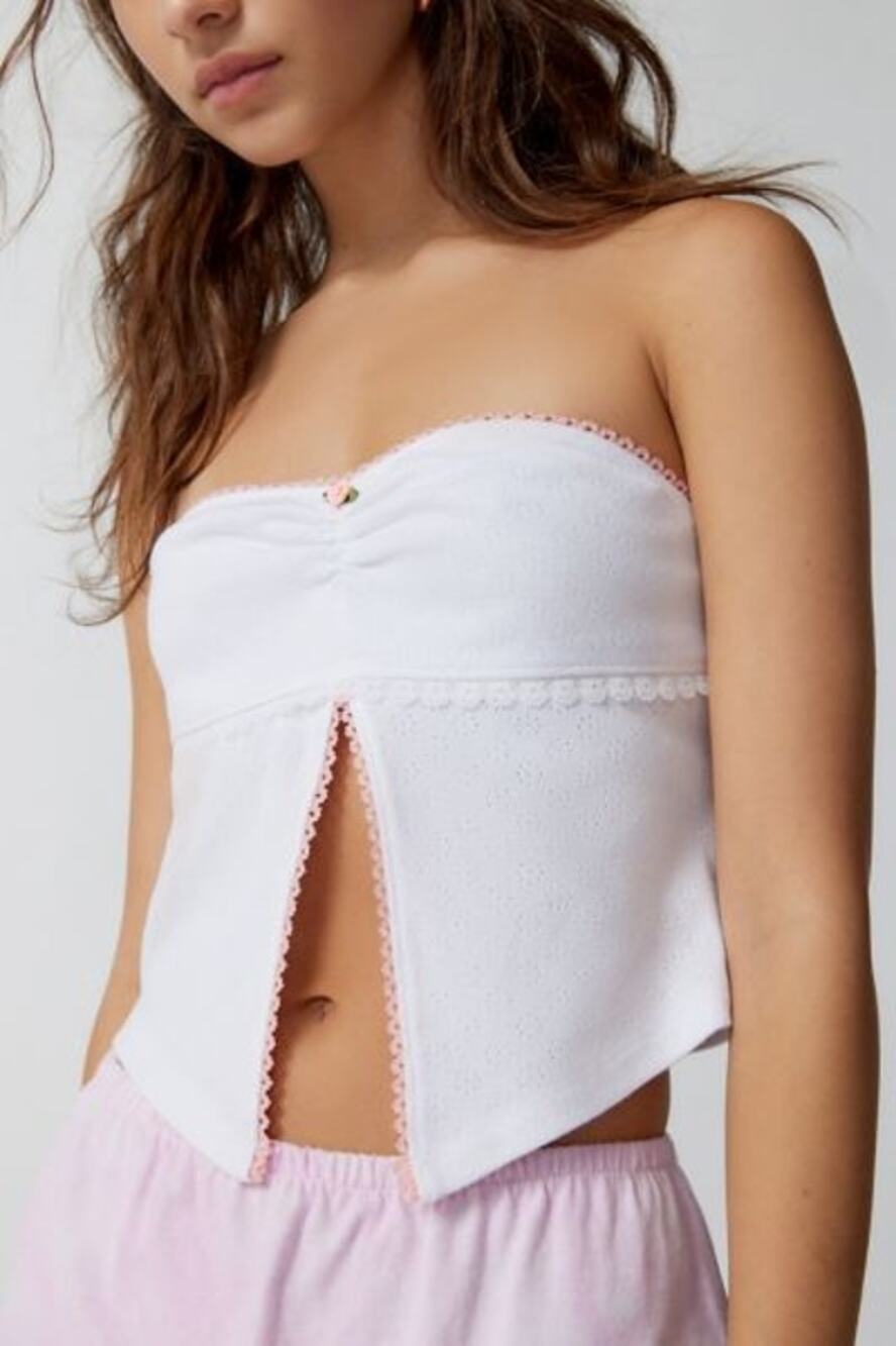 Kimchi Blue Rosie Strapless Flyaway Top in White